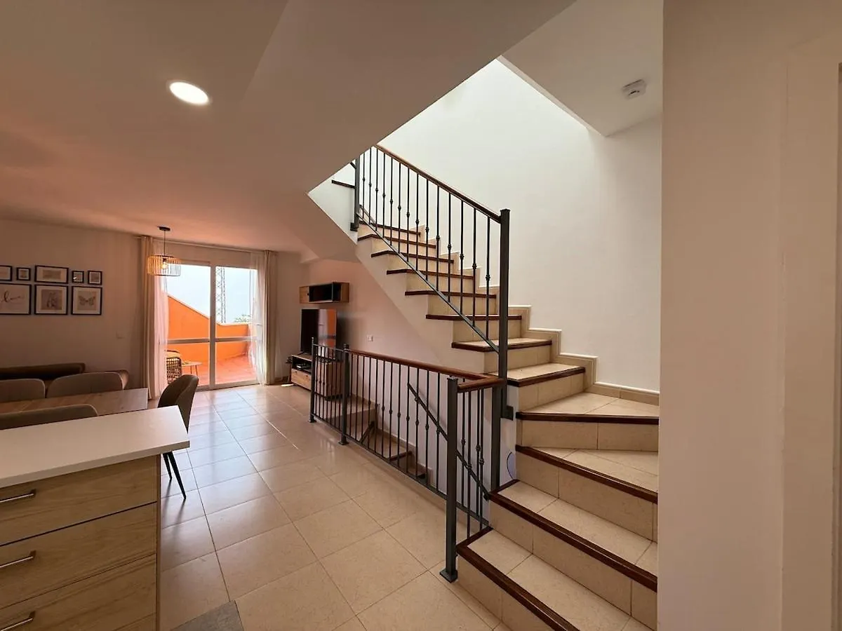 Apartment Dodomi アデヘ